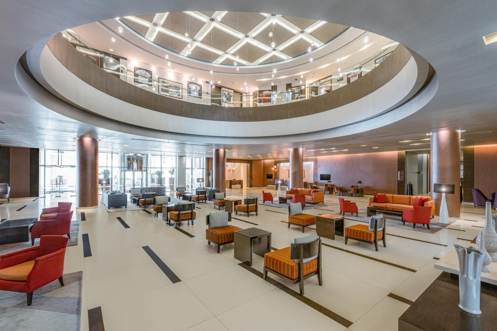 โรงแรมฮิลี่ เรย์ฮาน บาย โรทาน่า อัลอิน ภายนอก รูปภาพ Lobby